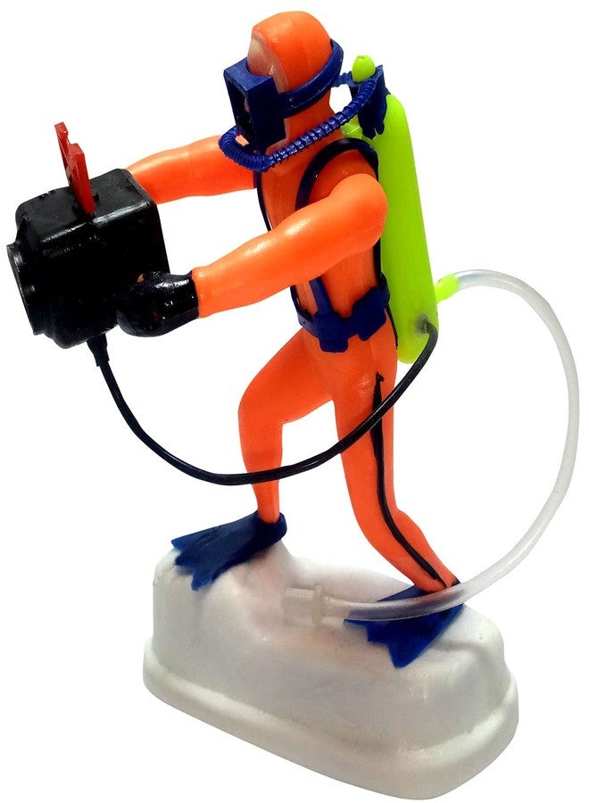 SKY Decorative Camera Man Toy with Air Bubble Arrangement in Aquarium - Image 1